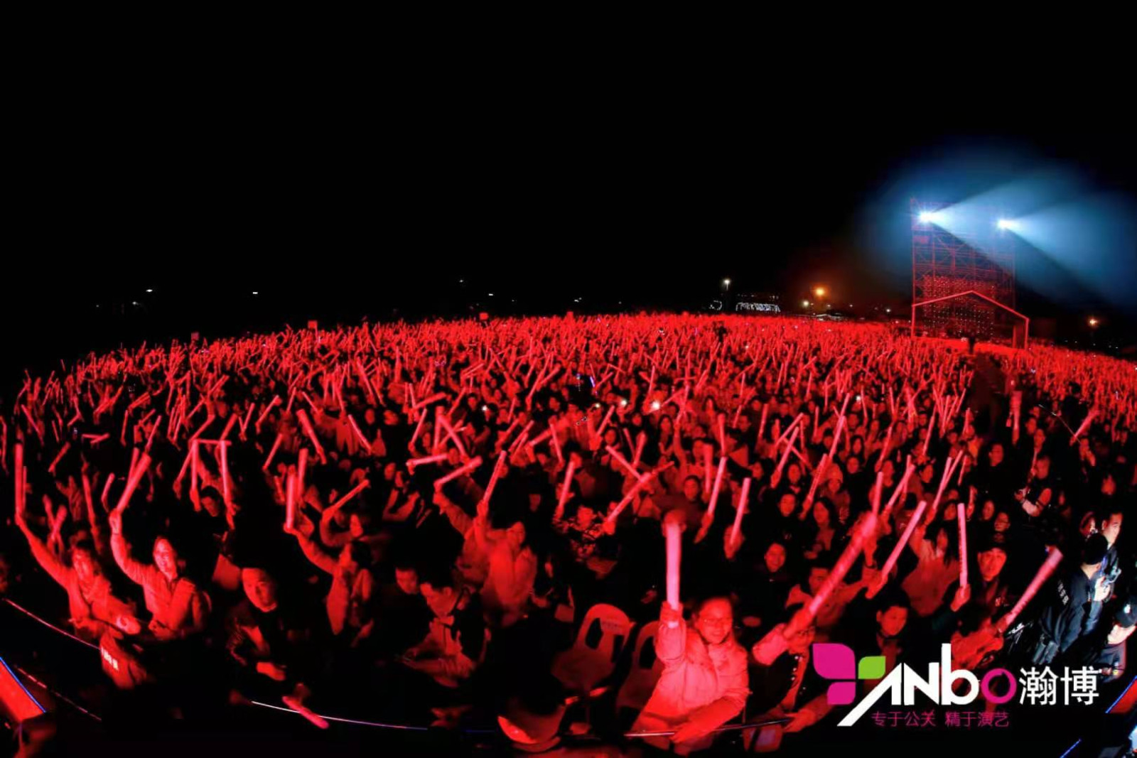 助力金堂紅星美凱龍開盤,天后劉若英親臨現(xiàn)場(chǎng)深情演唱