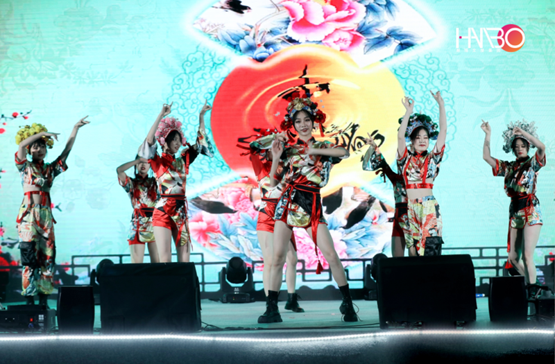 演藝策劃-雅之軒演出現場開場舞 演藝策劃-雅之軒演出現場開場舞